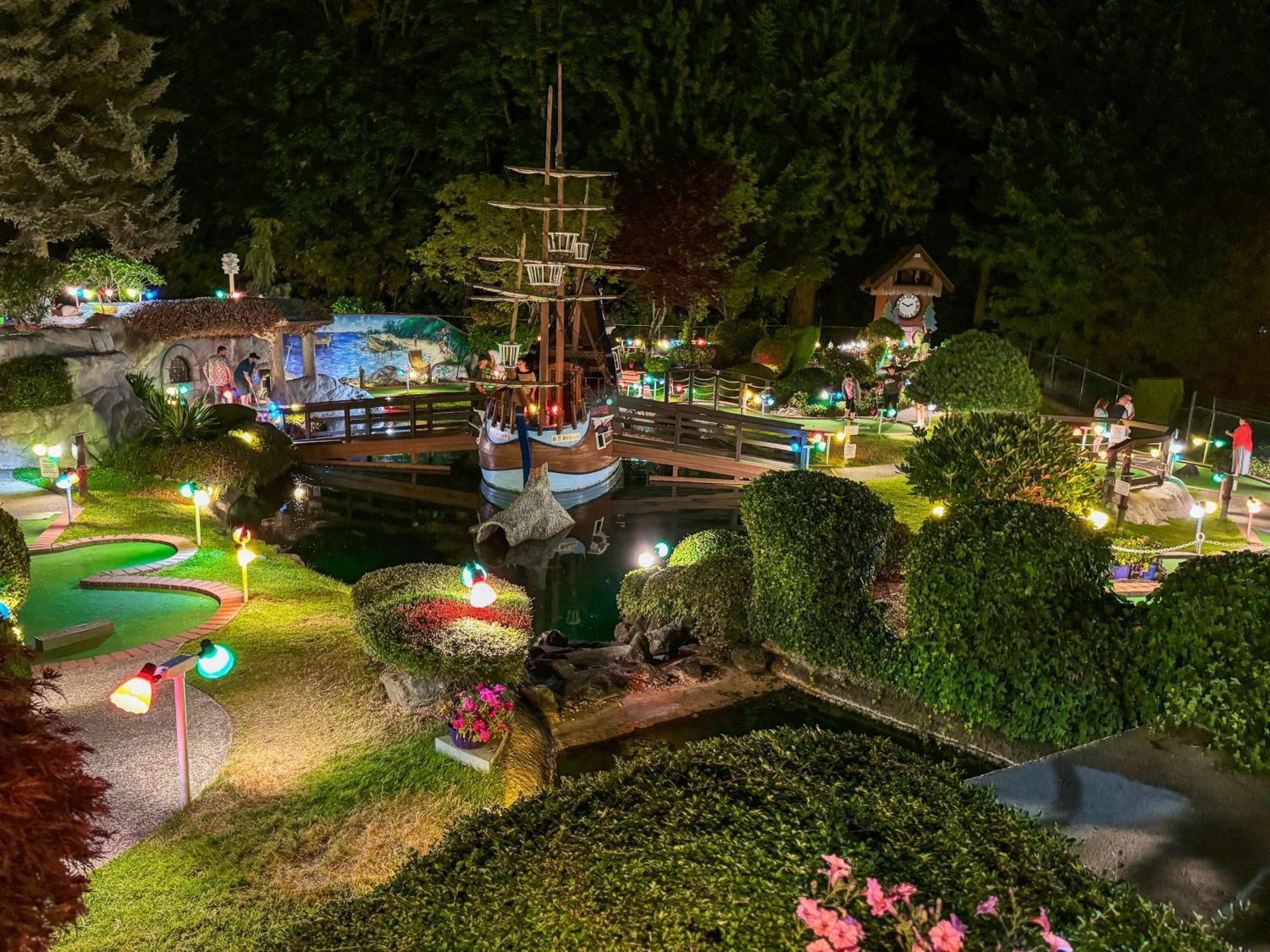Coast Parksville Hotel Exterior photo